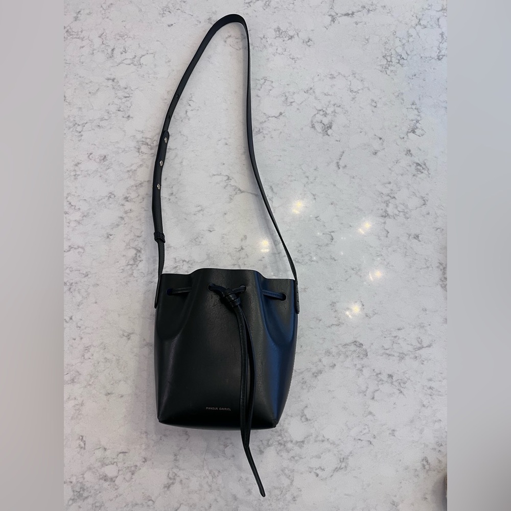 Mansur Gavriel Mini Mini bucket bag, Royal Blue interior